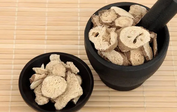怎么去草莓鼻?_疾病保健_健康科普 毛孔 黑头 油脂 第6张